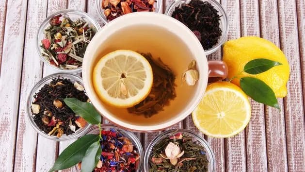 Jakie herbaty można pić w ciąży? Bezpieczne wybory i ryzyka